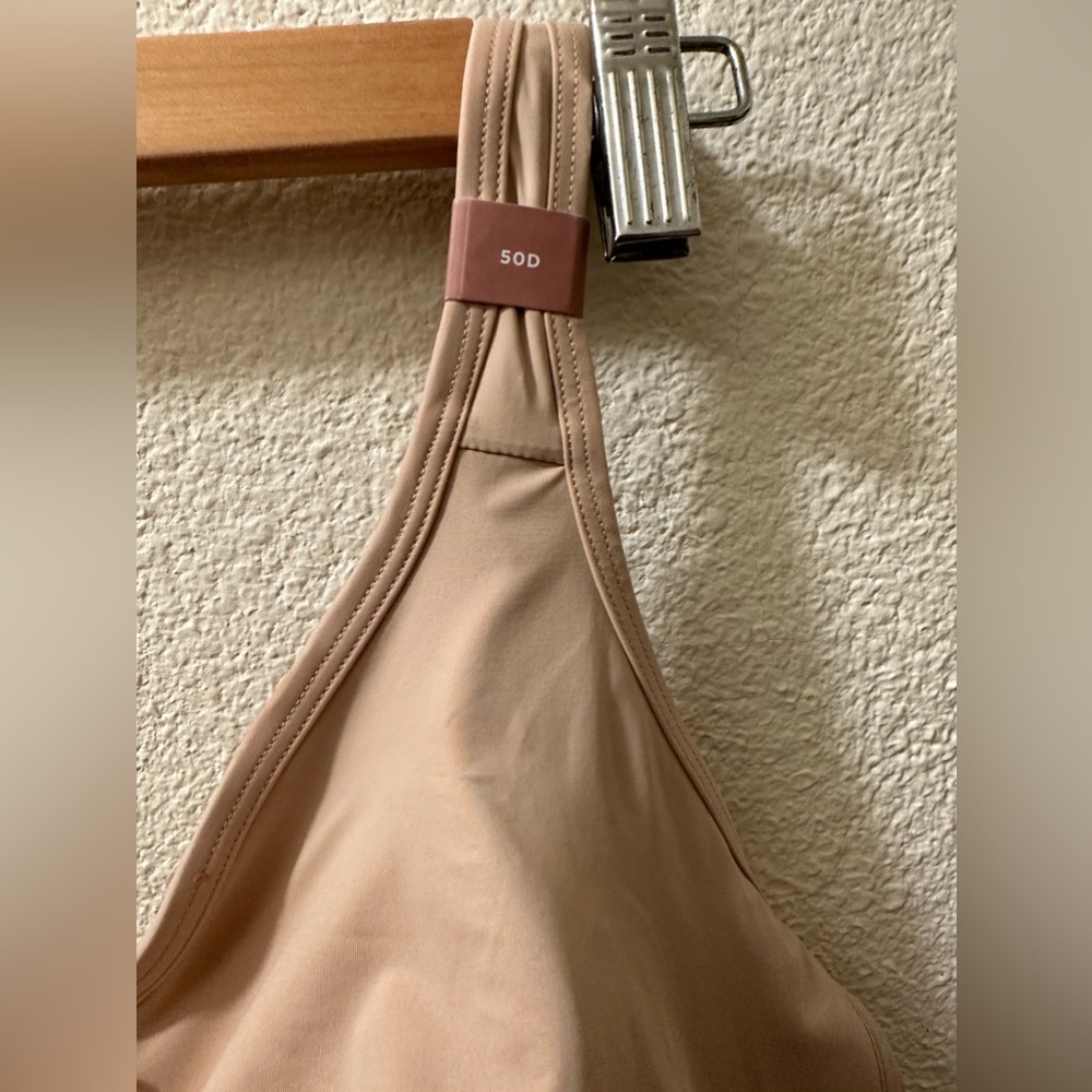 Cacique Bra CoolBliss Beige Unlined No-Wire Nylon/ Spandex Size 50D New With Tag - Picture 3 of 10
